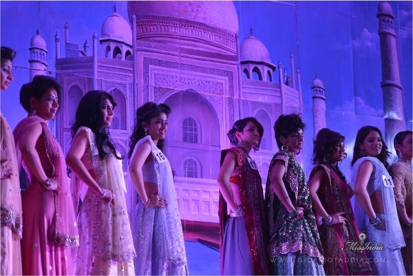 Sfilata a Milano Miss India Italy 2013