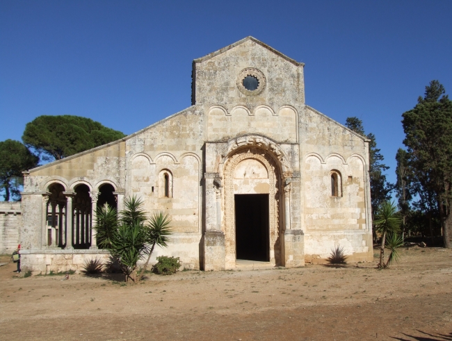 L'Abbazia di Cerrate affidata al FAI. Soddisfazione per la Provincia...