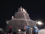 Brilla a tempo di musica il fuoco della Fòcara di Novoli