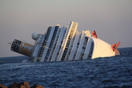 Sub leccese impegnato nelle ricerche al Giglio