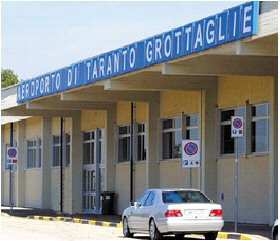 Volo Grottaglie-Roma, ipotesi Air Italy. Florido incontra Stefano e...