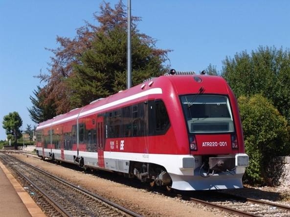 Lavori alle Ferrovie Sud Est, il Tar sospende il contratto per...