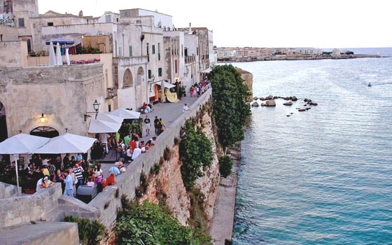 Il sindaco di Otranto incontra la Città per Suap e viabilità...