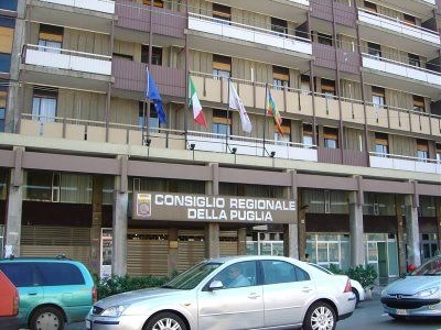 Tatarella: opposizione chieda a Vendola di opporsi ai ricorsi degli 8...