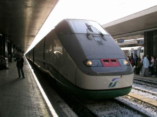 Ancora problemi stamattina sulla linea ferroviaria Brindisi-Bari