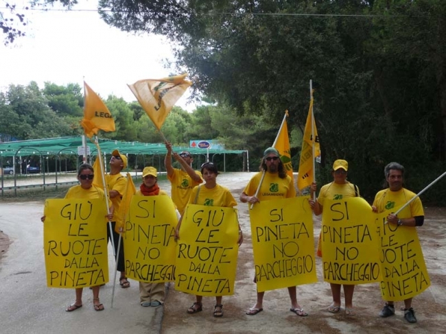 Alimini, Legambiente: giù le ruote dalla pineta
