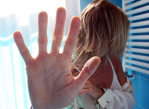 Stalking, per la Cassazione sono sufficienti due soli episodi per...