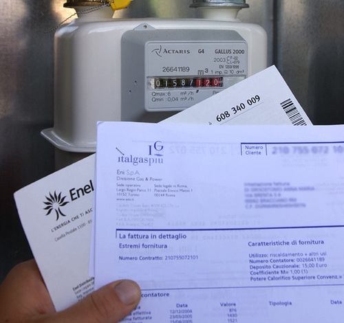 Elettricità: da gennaio 2009 parte il bonus sociale