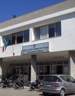 Al Calasso di Lecce un corso gratuito di 300 ore a 15 donne...