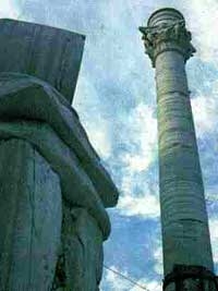 Brindisi, una decisione definitiva per il rimontaggio della Colonna...