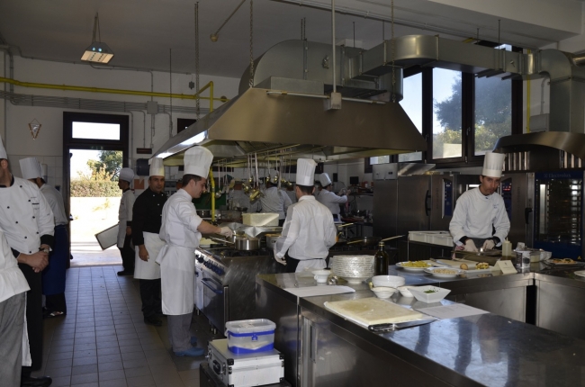 Ultima giornata a Gallipoli per la gara Cucina salentina: tradizione...