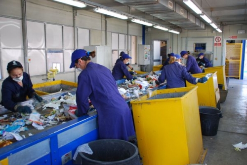 Visita guidata all'impianto della raccolta differenziata di Brindisi