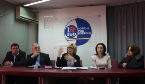 Incontro Io Sud-Pdl, l'intesa c'è, no a Perrone