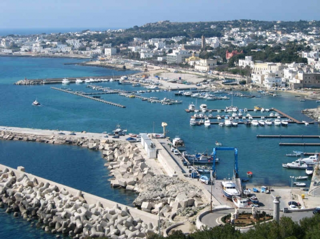 Leuca, affonda barca di turisti sfiorata tragedia nel Salento