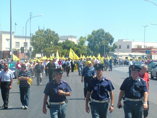 Agricoltura, continua la mobilitazione di Coldiretti in Puglia,...