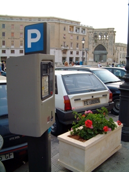 Il Comune di Lecce allarga le strisce blu, 1000 a San Lazzaro, 300 in...
