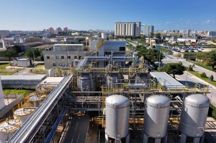 Esplosione nello stabilimento Sanofi Aventis, un morto e quattro...