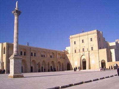 A S. Maria di Leuca sit-in ambientalisti contro progetti di...