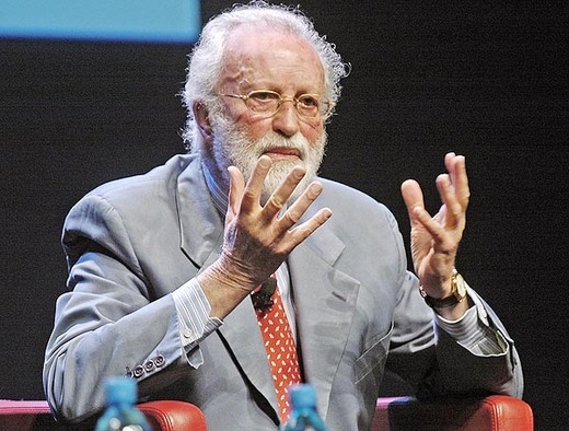 Eugenio Scalfari a Lecce il 10 settembre nella grande Sala d'Enghien...