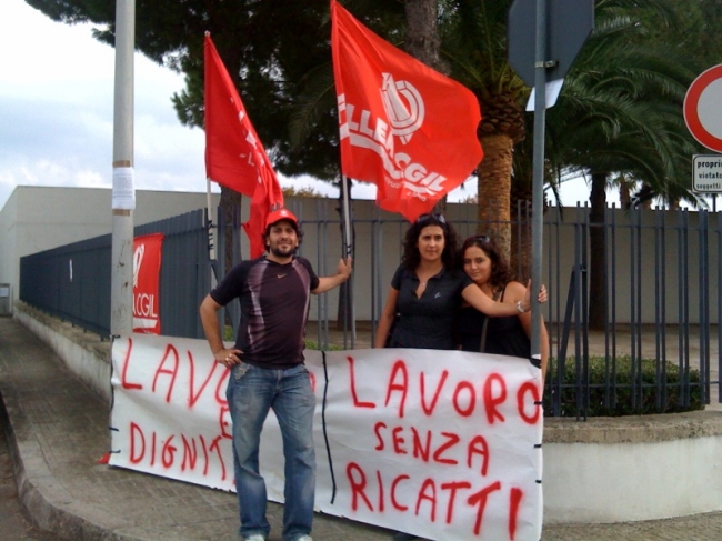Lavoratori SES di Nardò in agitazione: reintegro o cassa integrazione