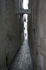 La Wertmuller lascia Taranto, vittima di estorsione