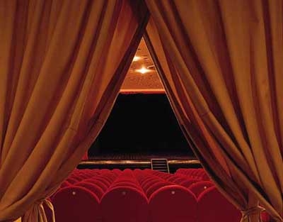 Il Teatro di Torre Santa Susanna secondo per "Teatri abitati -...