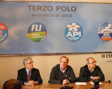 Le polveri bagnate del Terzo Polo